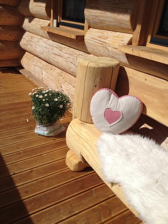 Holzberghof Apartment Umhausen Bagian luar foto
